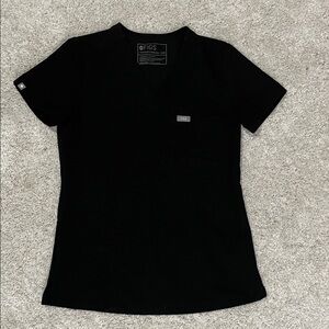 Figs Women's Black Short Sleeve Scrub Top